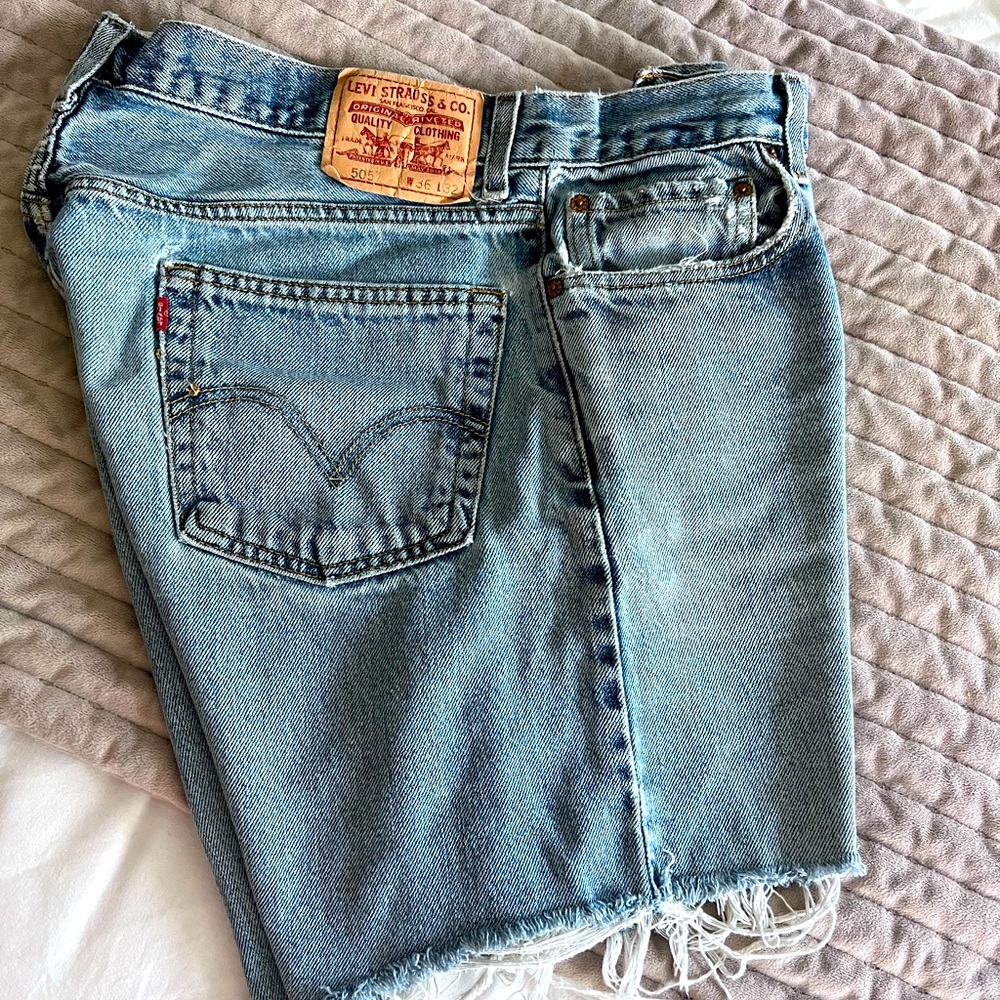 ❣️LEVI’S 505 blue Jean Shorts❣️